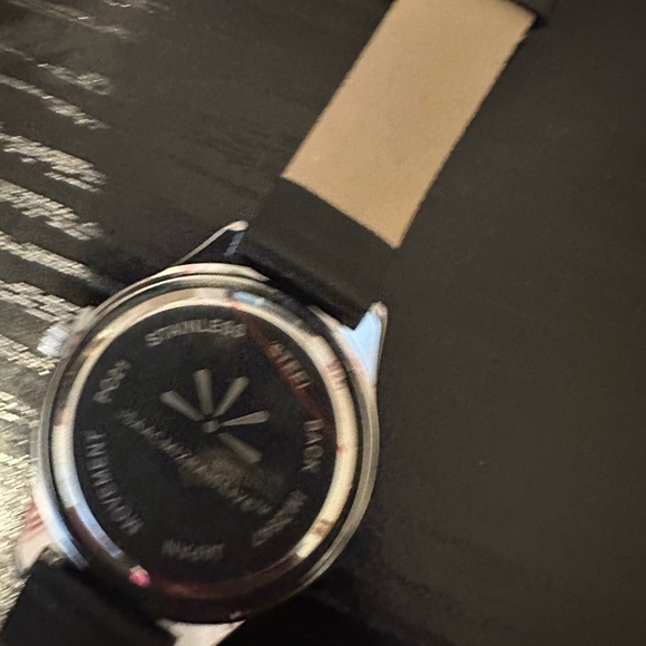 Isaac Mizrahi Black and Silver Patterned Smartwatch - Picture 3 of 3